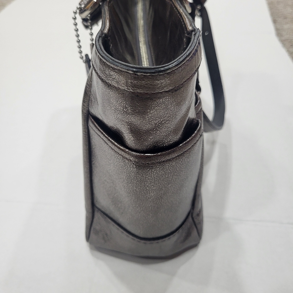 Coach Metallic Silver Gray Leather Handbag Zipper Tote Shoulder Bag - Picture 10 of 14